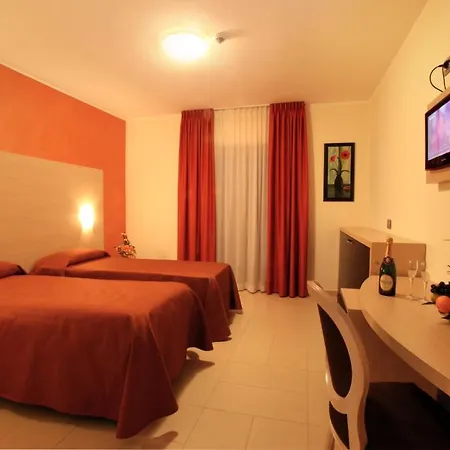 Ξενοδοχείο La Felce Imperial 4*